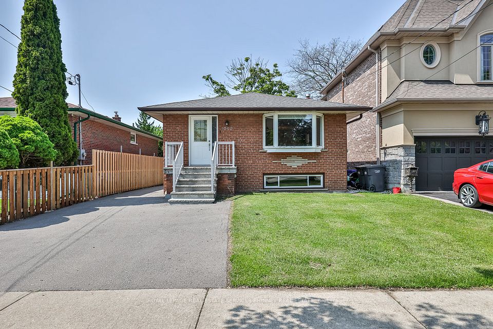 1362 Northmount