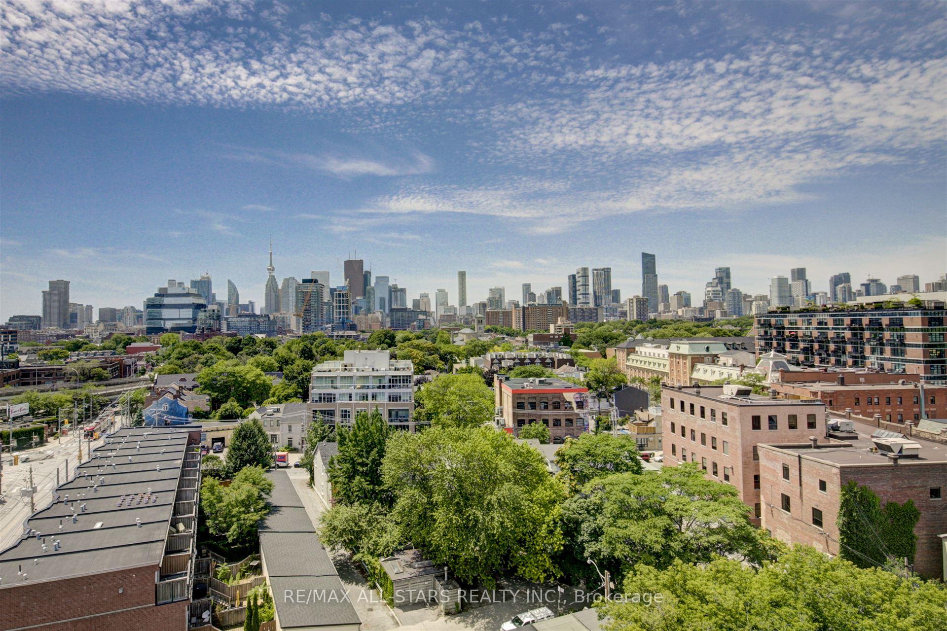 2 Bedrooms Condo at 510 King, Toronto For sale