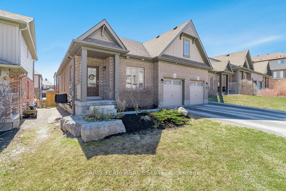 1045 Cook Drive, Midland, ON L4R 0E4