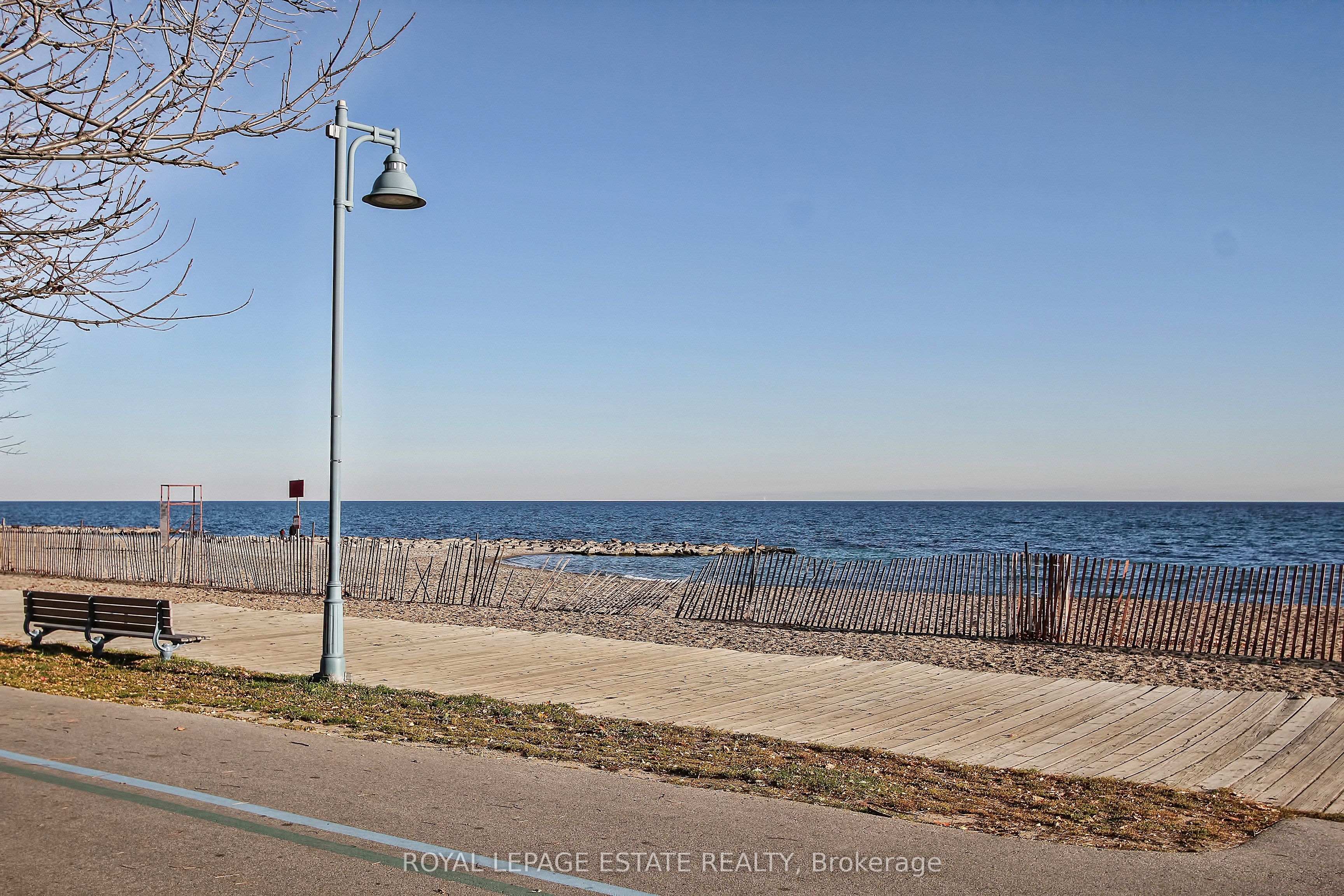1093 Kingston Road, #808
