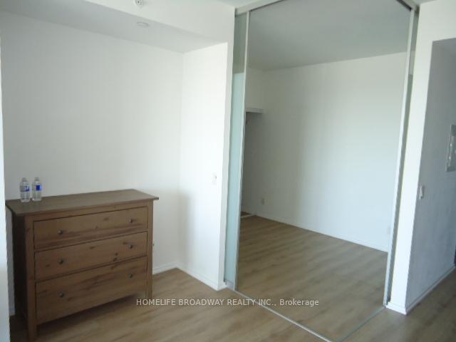 3 Bedrooms Condo at 70 Temperance,  Toronto For sale