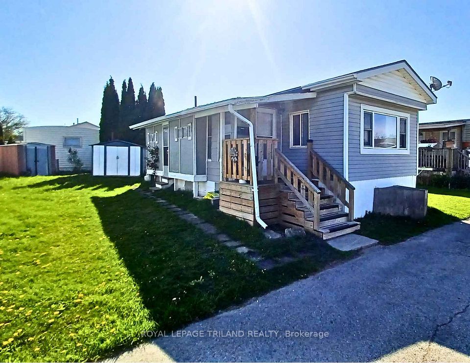 2189 Dundas
