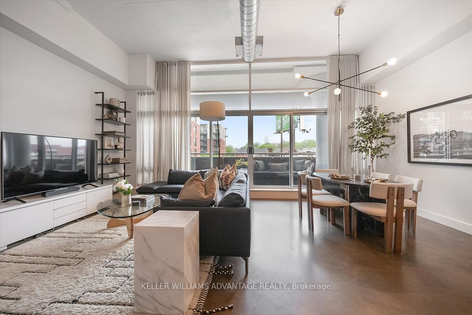 233 Carlaw Avenue