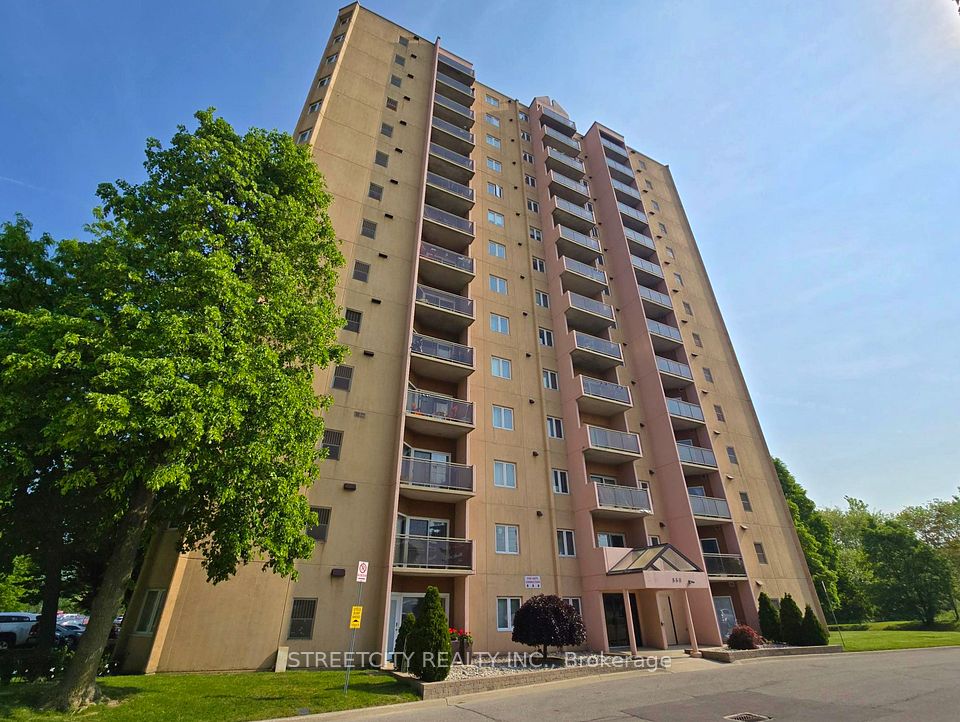 860 Commissioners Road