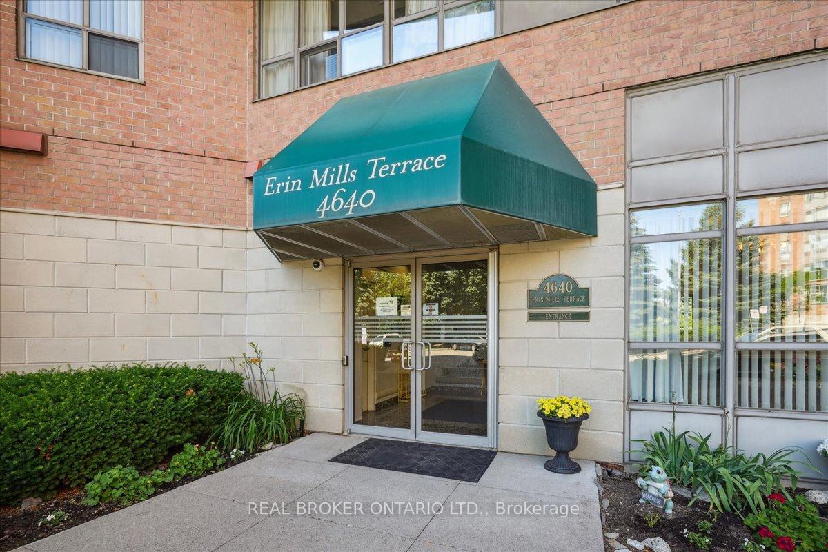1 Bedroom Condo at 4640 Kimbermount, Mississauga For sale