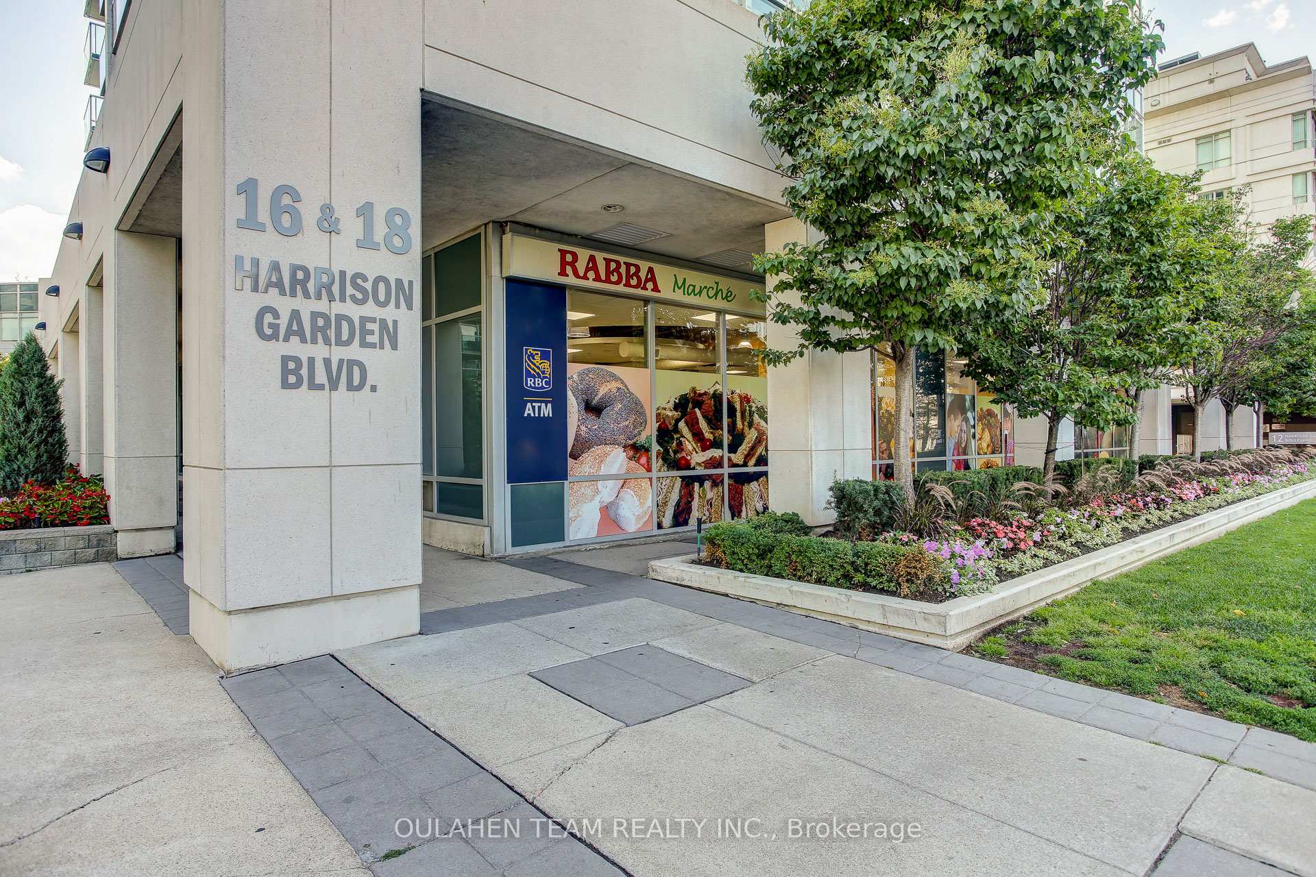 1 Bedroom Condo at 16 Harrison Garden, Toronto For sale
