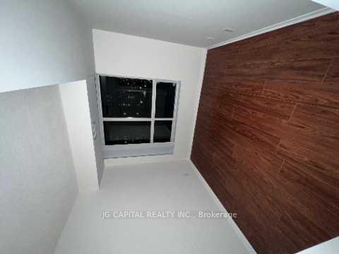 2 Bedrooms Condo at 233 Beecroft,  Toronto For sale