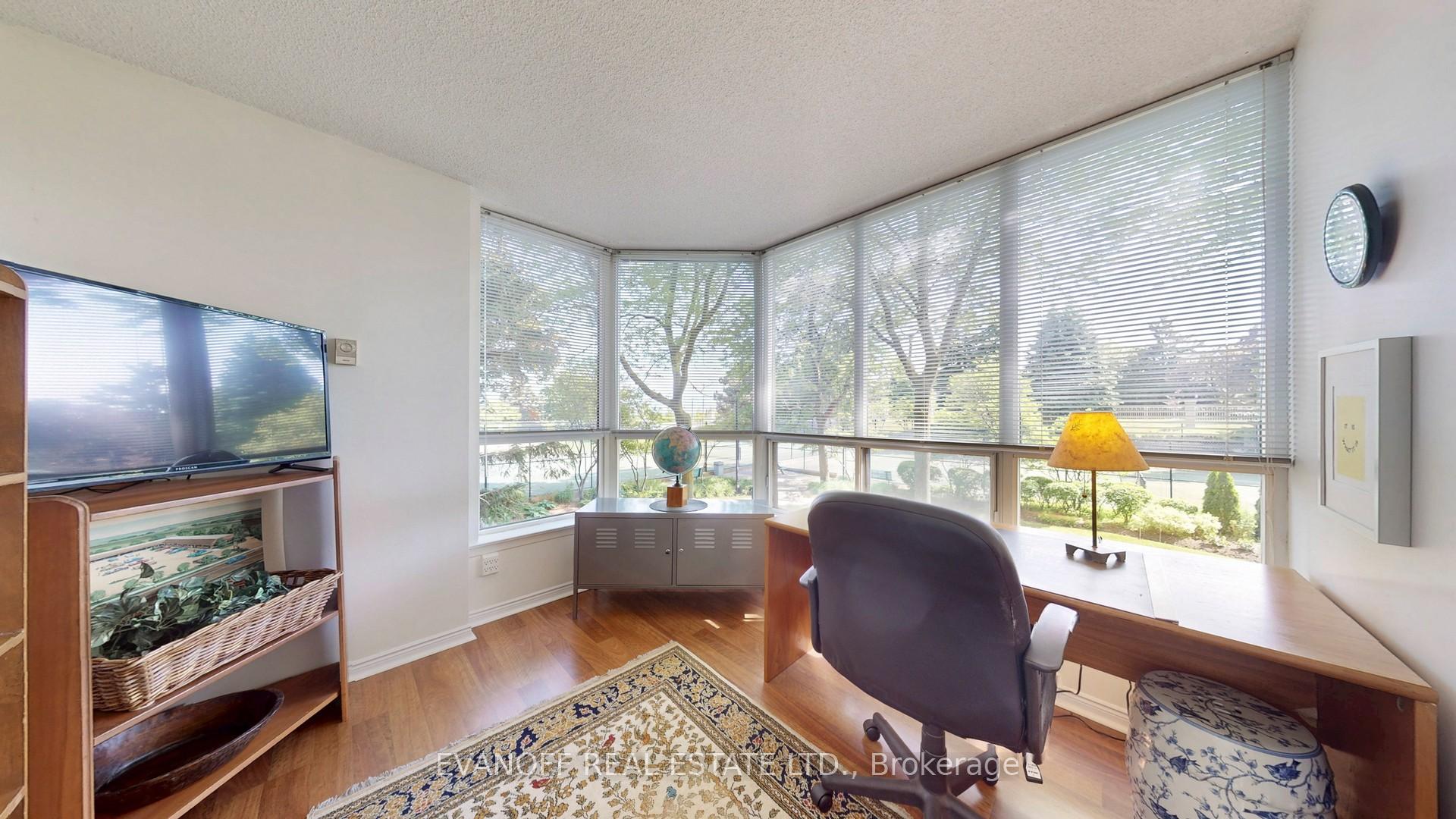 3 Bedrooms Condo at 10 Guildwood, Toronto For sale