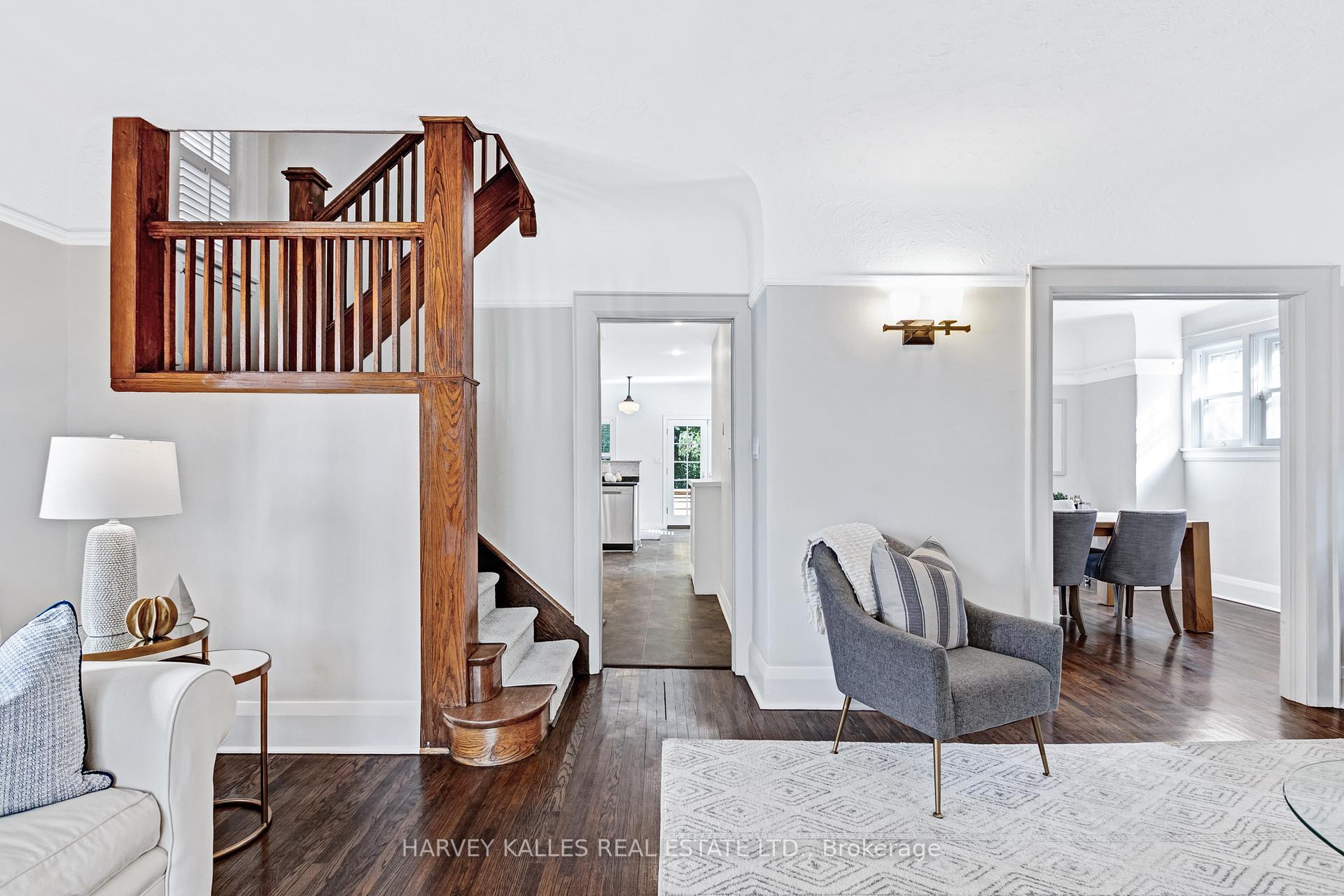 311 Rosewell Avenue