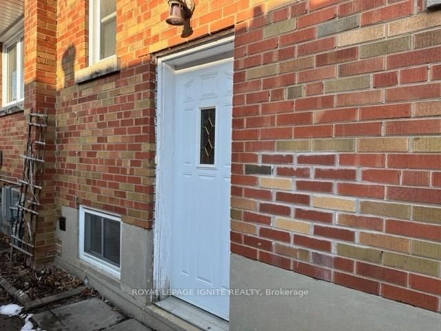 #Bsmt - 29 Frances Crescent, Toronto, ON M1S 2E4