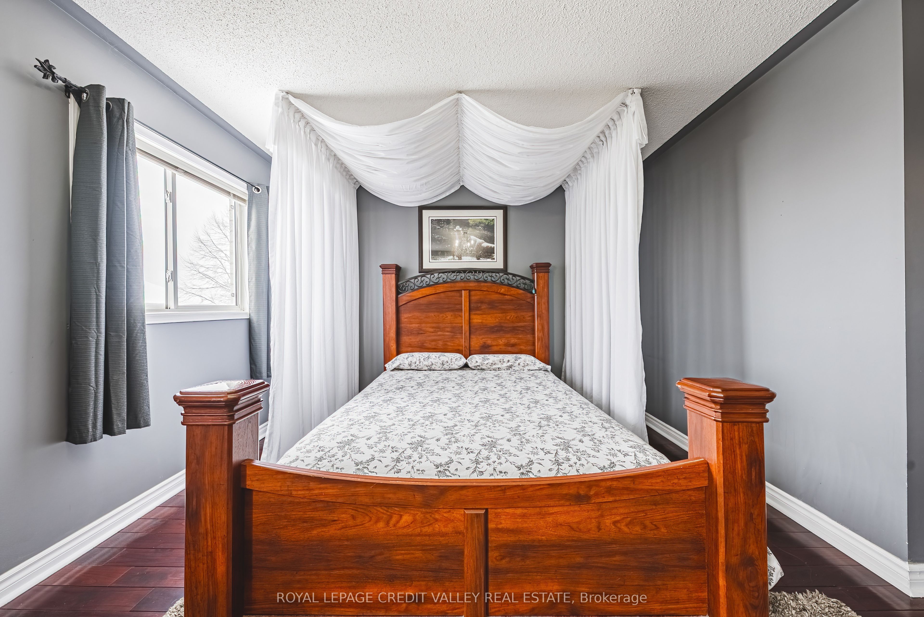 13 Brookstone Court