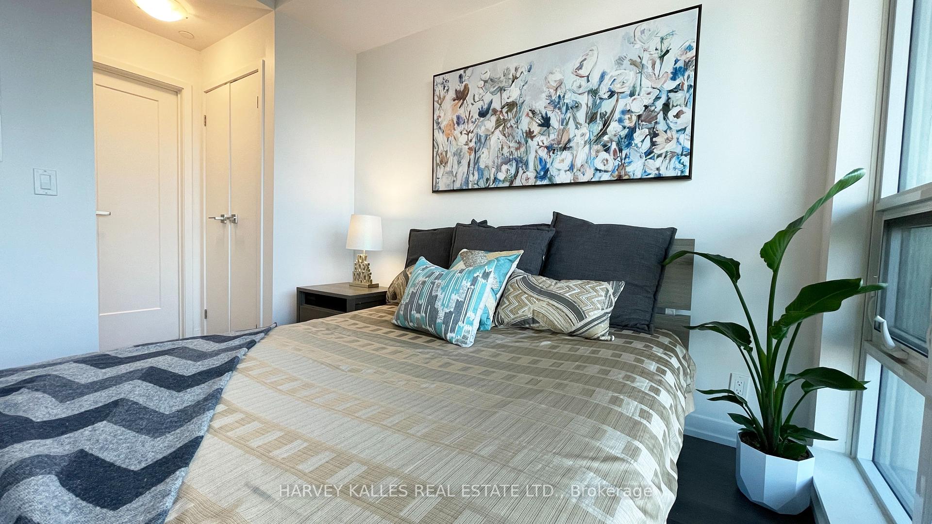 89 Dunfield Avenue 3204