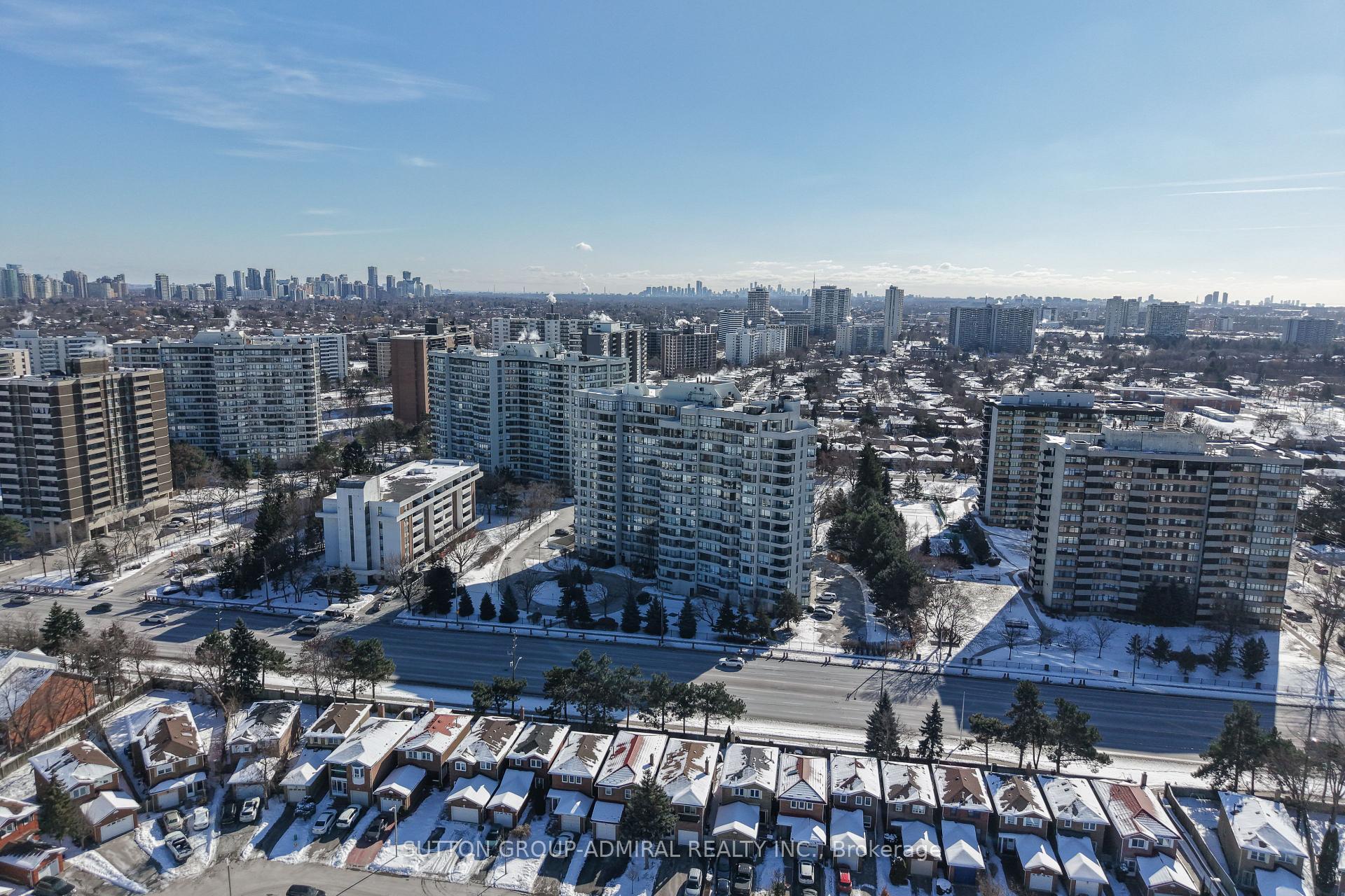 2 Bedrooms Condo at 1131 Steeles, Toronto For sale