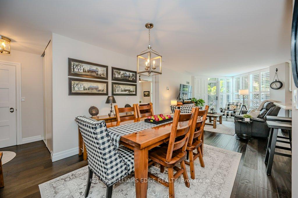 2 Bedrooms Condo at 1150 Parkwest, Mississauga For sale