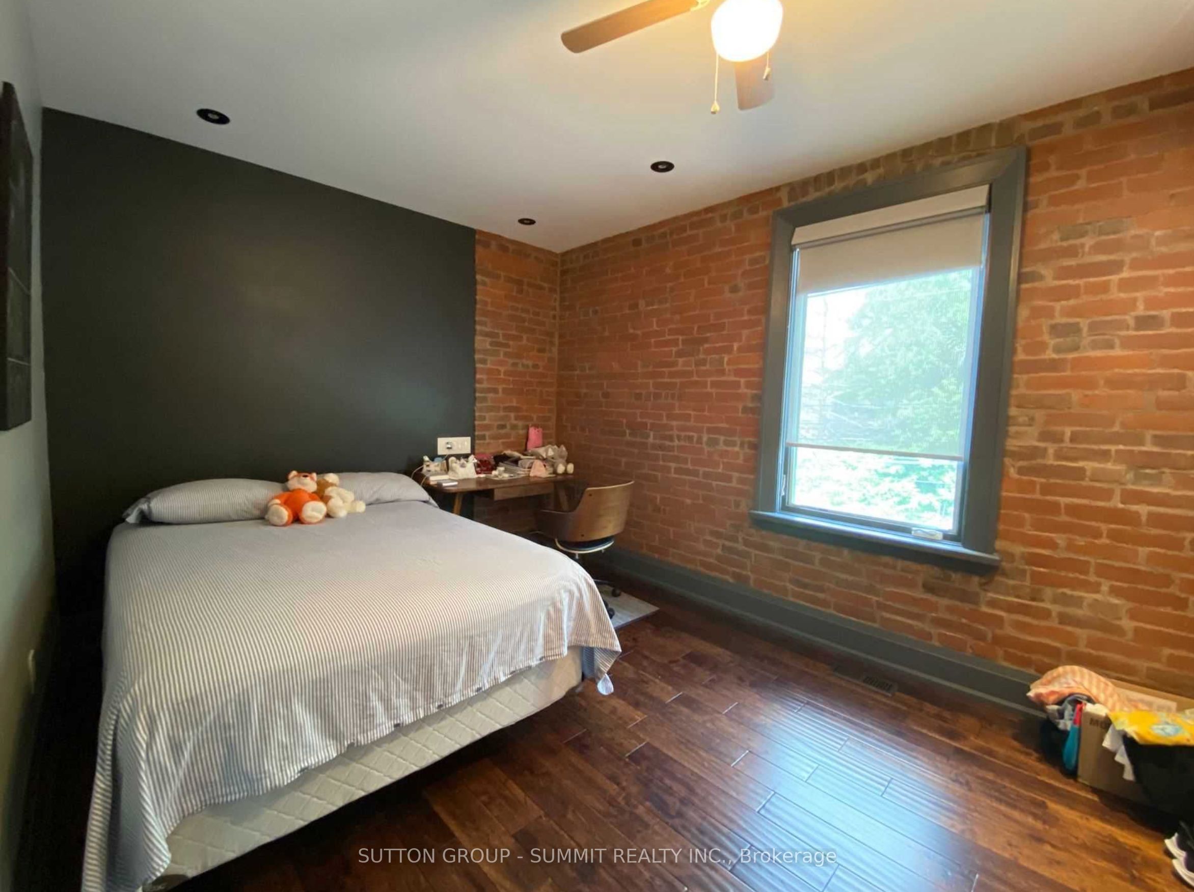 1 Columbine Avenue S, #Upper