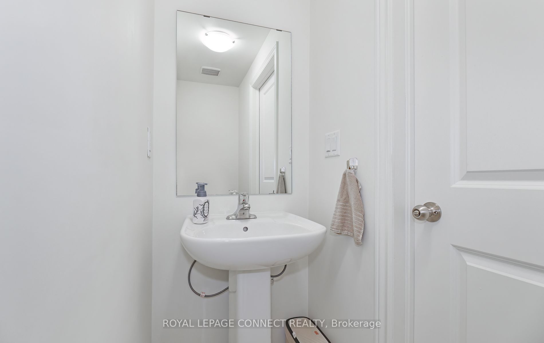 492 Salem Road S, #06