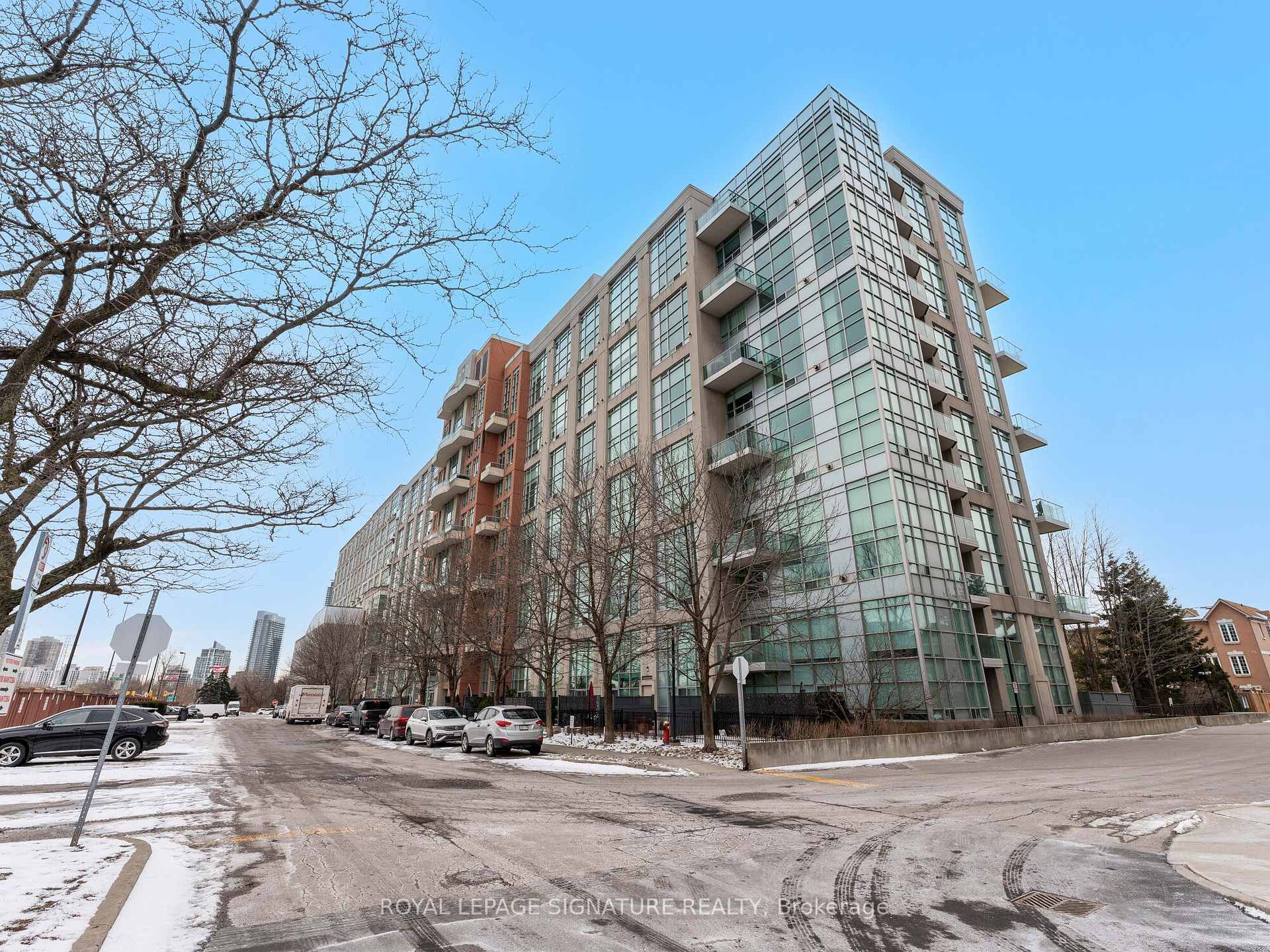 1 Bedroom Condo at 200 Manitoba, Toronto For sale