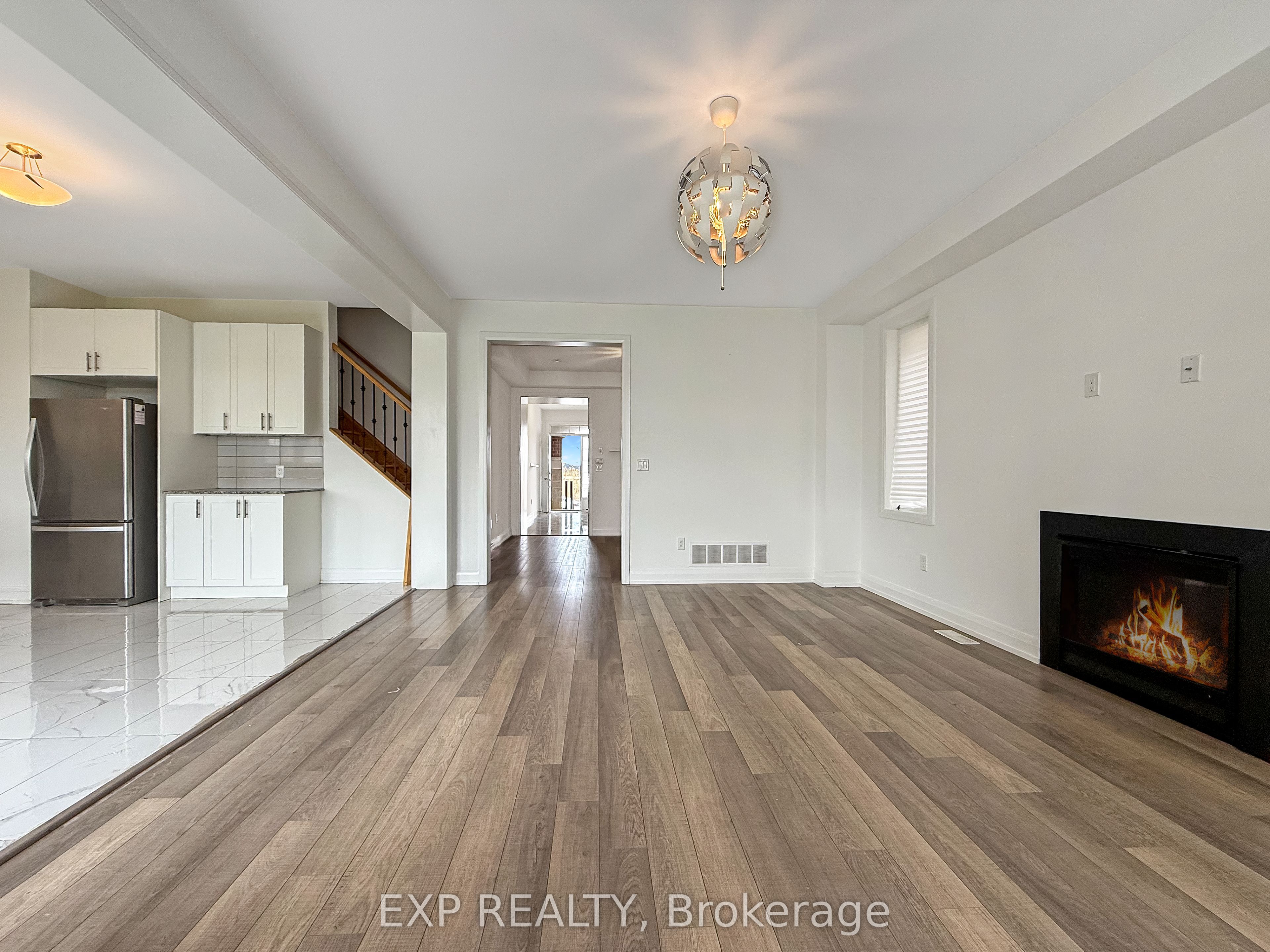 110 Frank Kelly Drive, #Upper