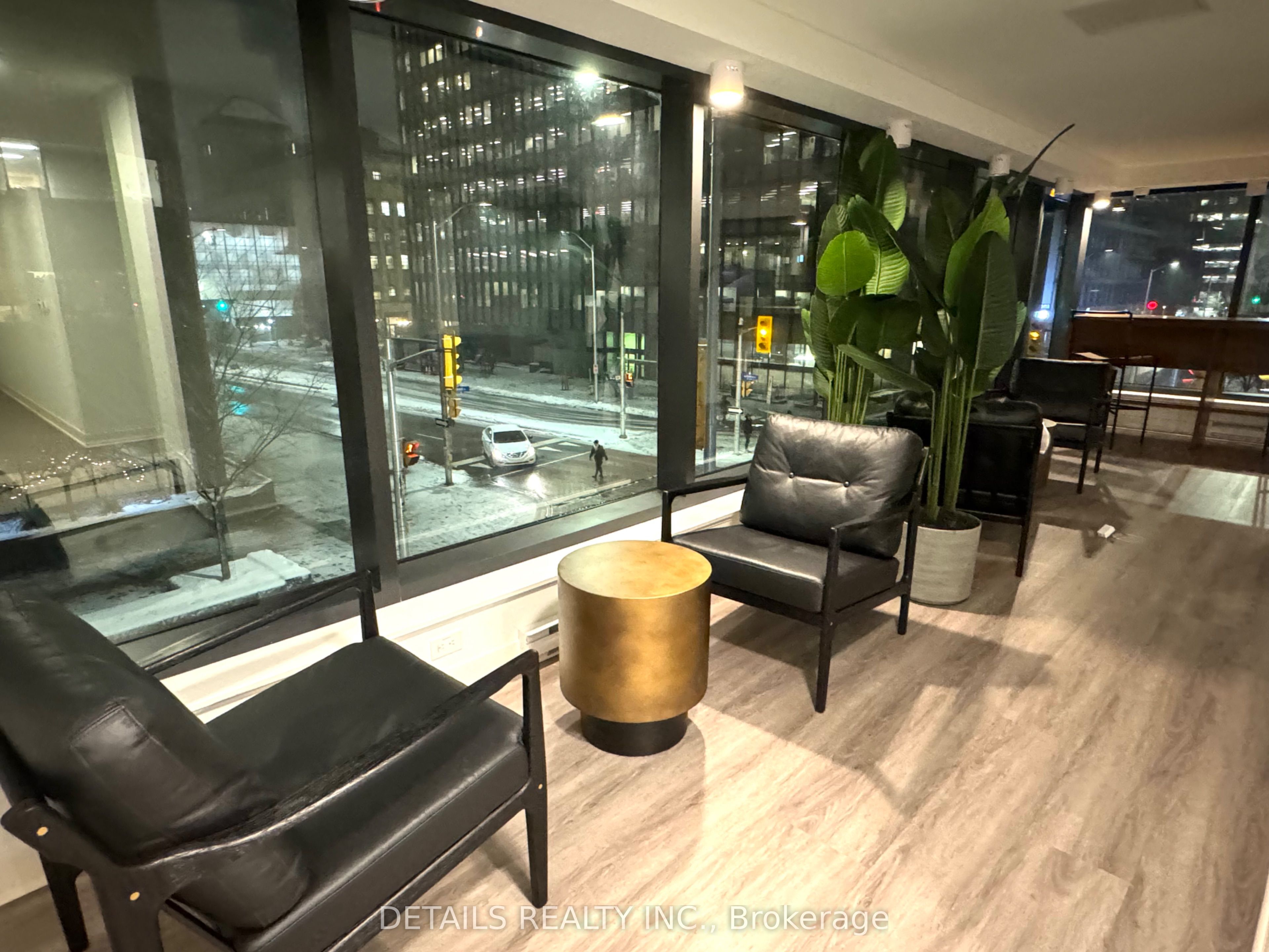 #1102 - 340 Queen Street, OttawaCentre, ON K1R 0G1