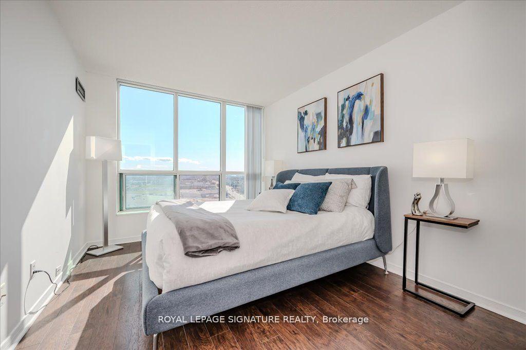 1 Bedroom Condo at 2545 Erin Centre, Mississauga For sale