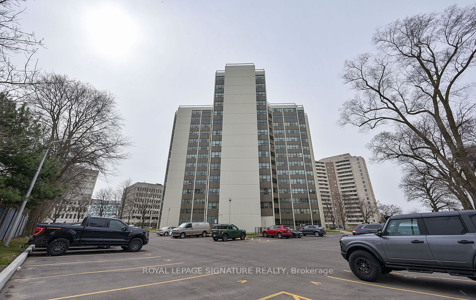 2323 Confederation