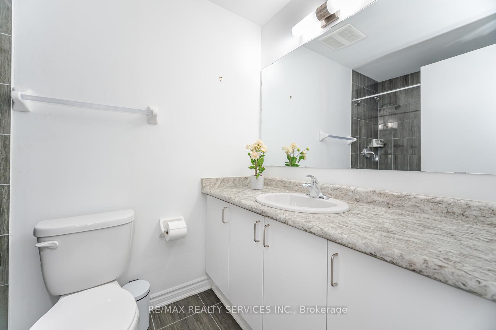 3 Bedrooms Condo at C-3 Falaise,  Toronto For sale