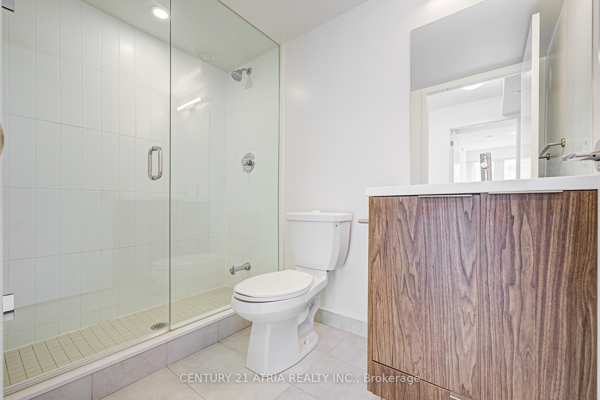 2 Bedrooms Condo at 60 Shuter, Toronto For sale