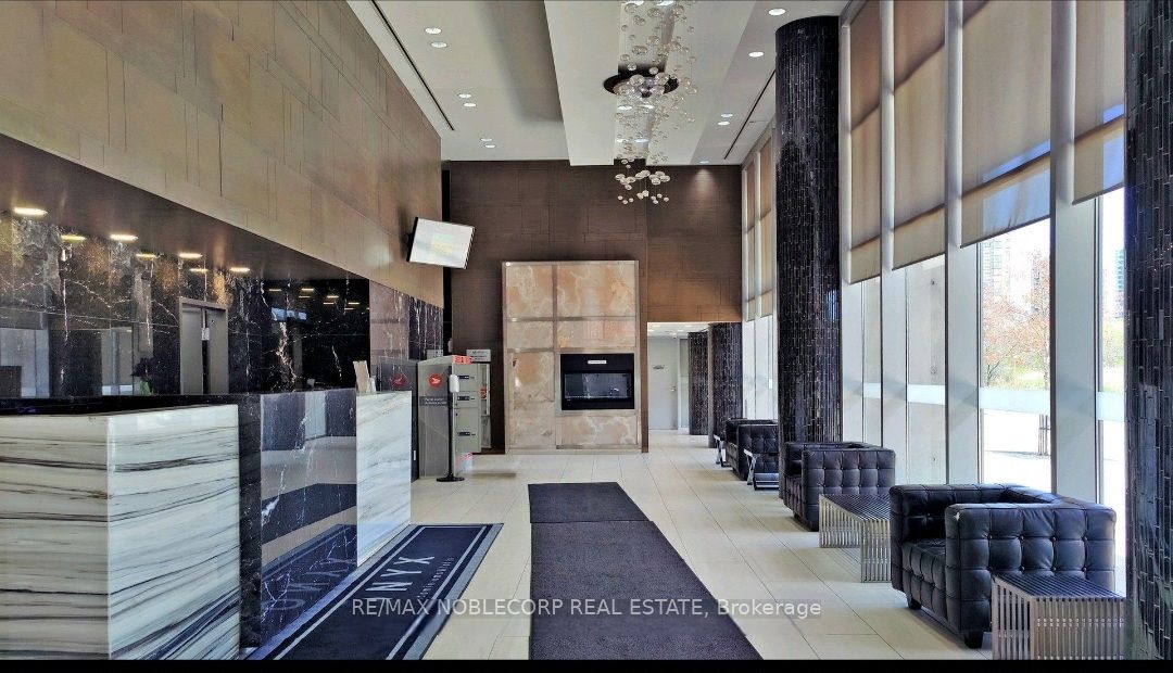 223 Webb Drive, #2101