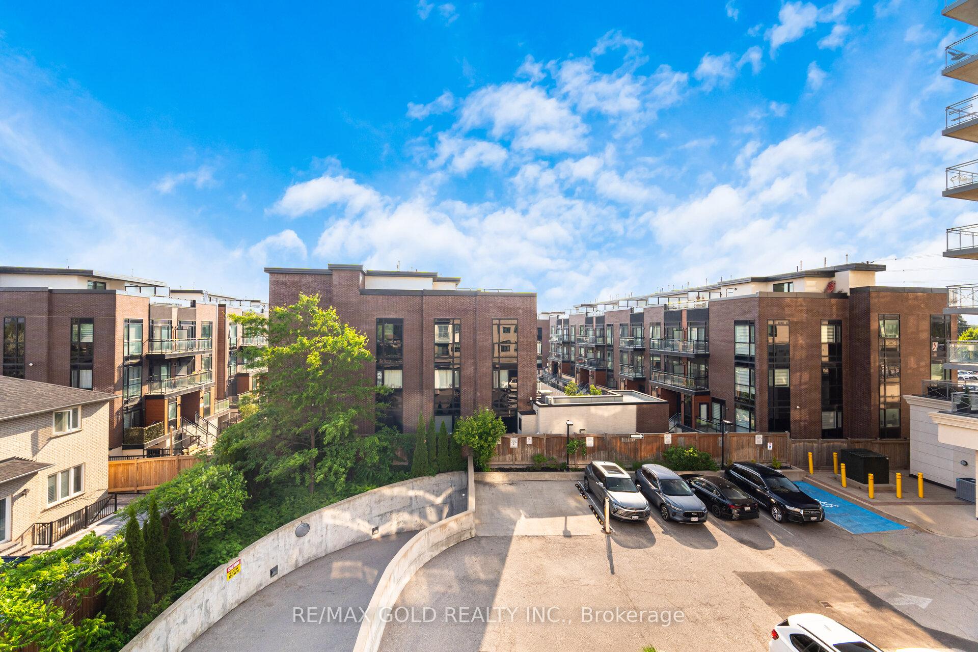 2 Bedrooms Condo at 7730 Kipling, Vaughan For sale