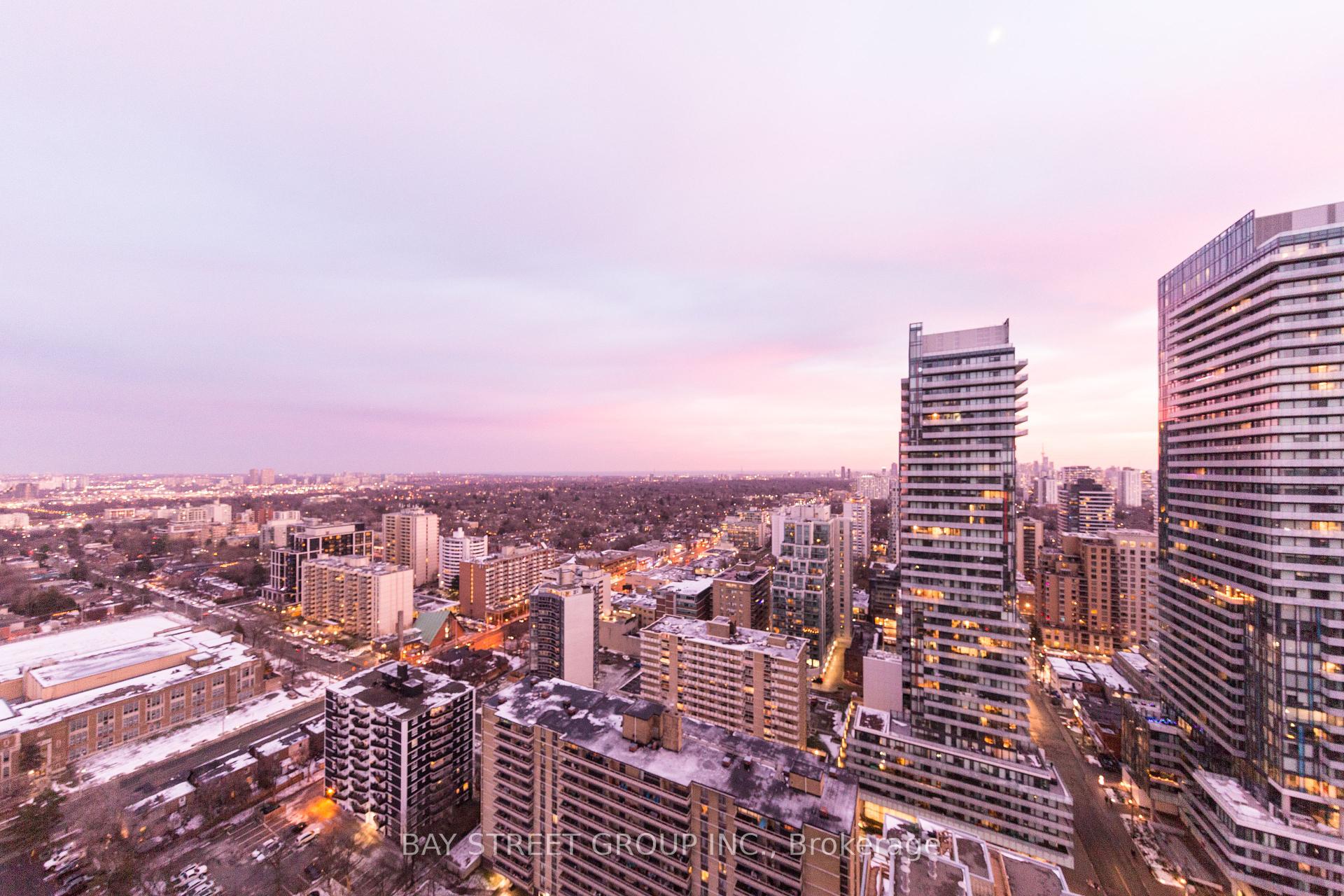 2 Bedrooms Condo at 195 Redpath, Toronto For sale