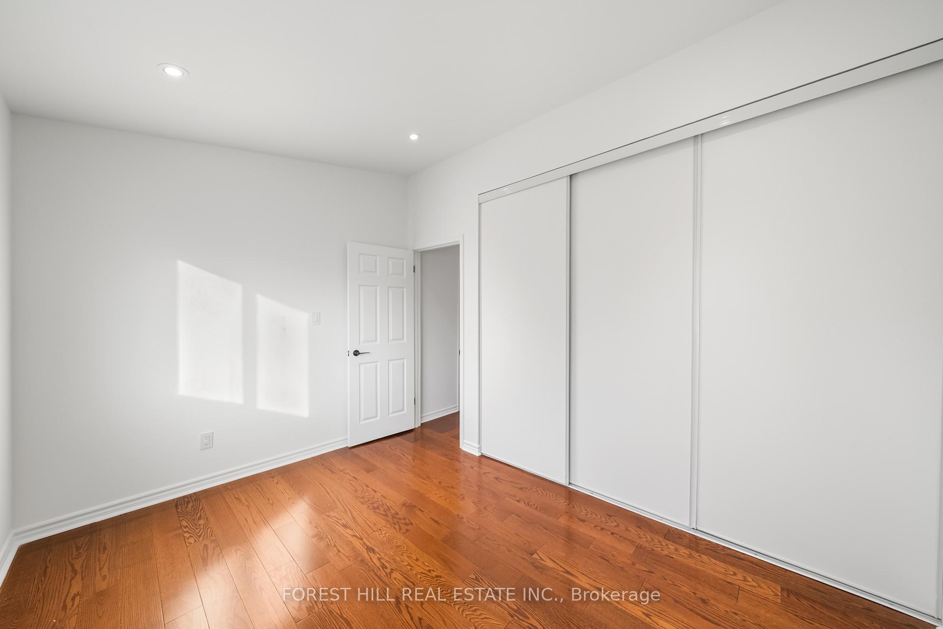 5 Bedrooms Condo at 73 CHERYL SHEP, Toronto For sale