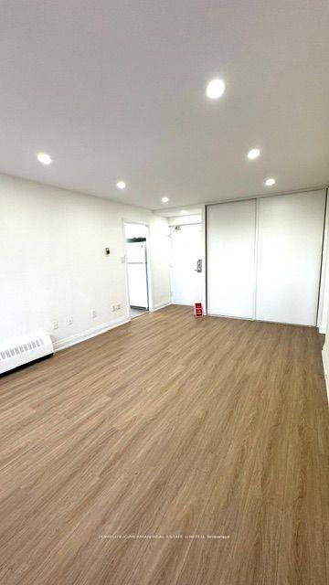 2 Bedrooms Condo at 725 Don Mills, Toronto For sale