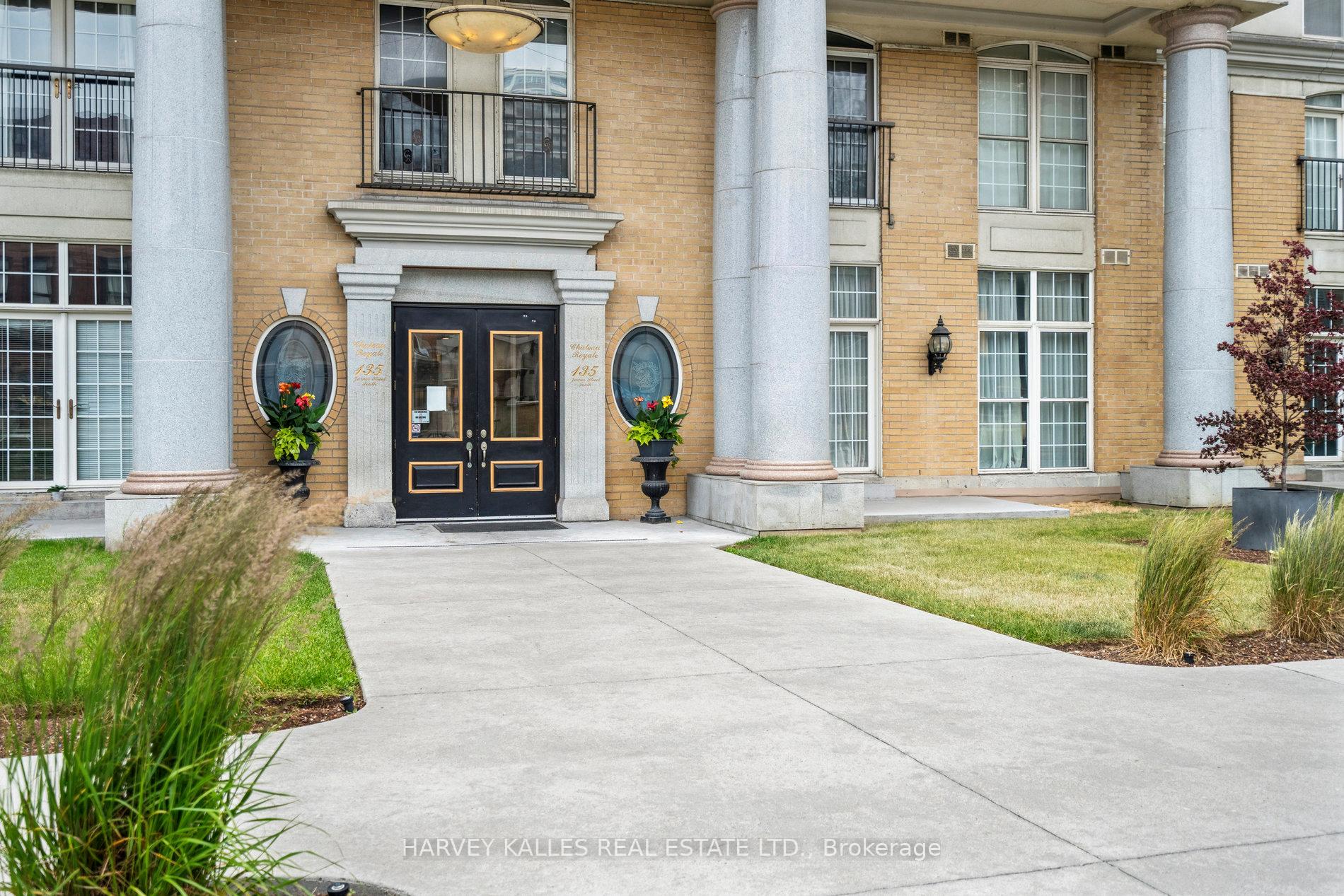 135 James Street S 414