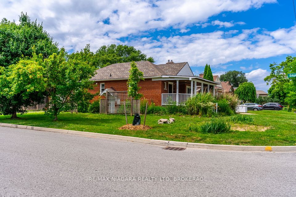 170 Highland Avenue, St. Catharines, ON L2R 4J6