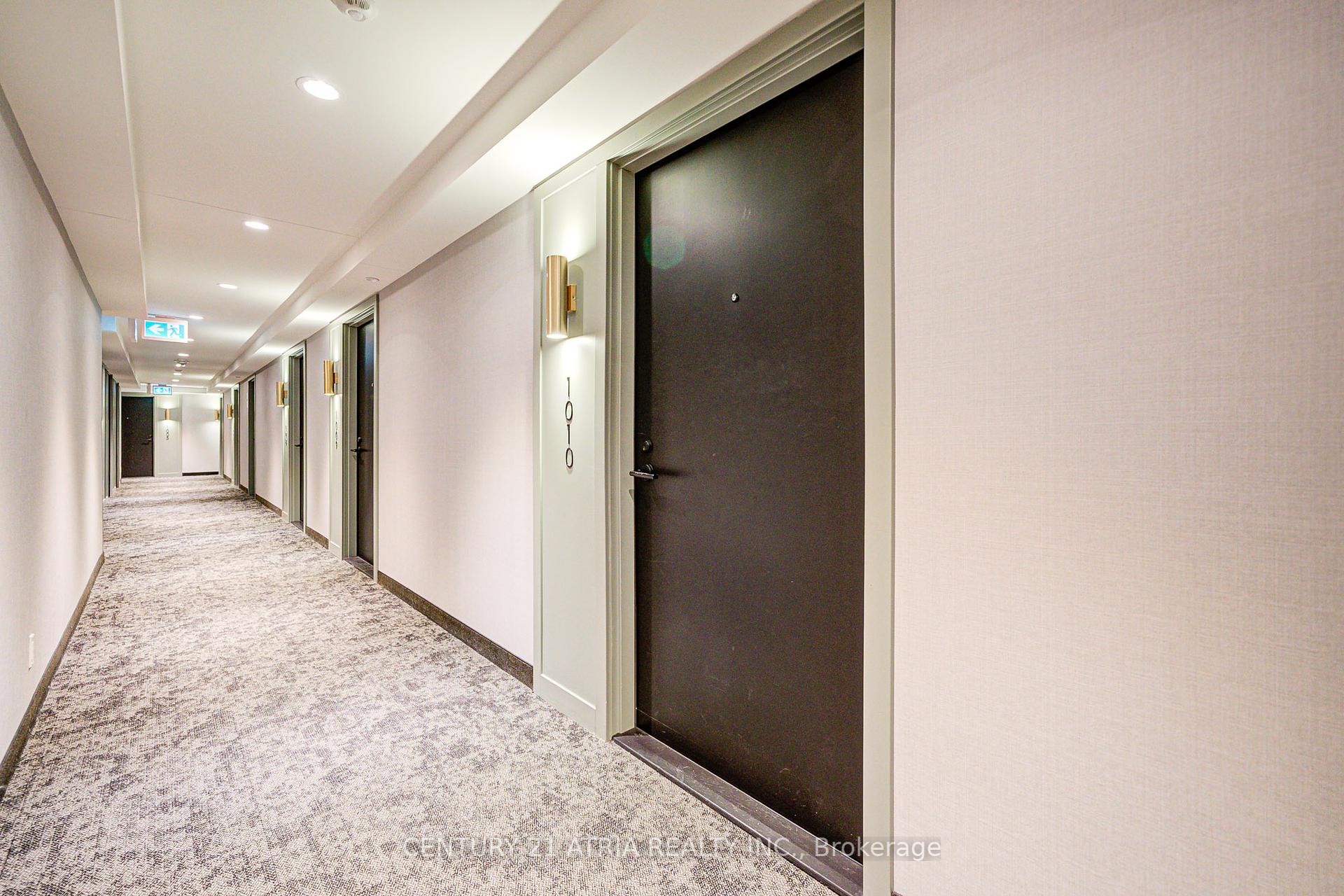 2 Bedrooms Condo at 60 Shuter, Toronto For sale