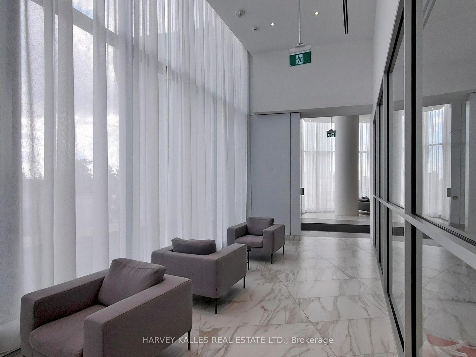 3883 Quartz Road 118