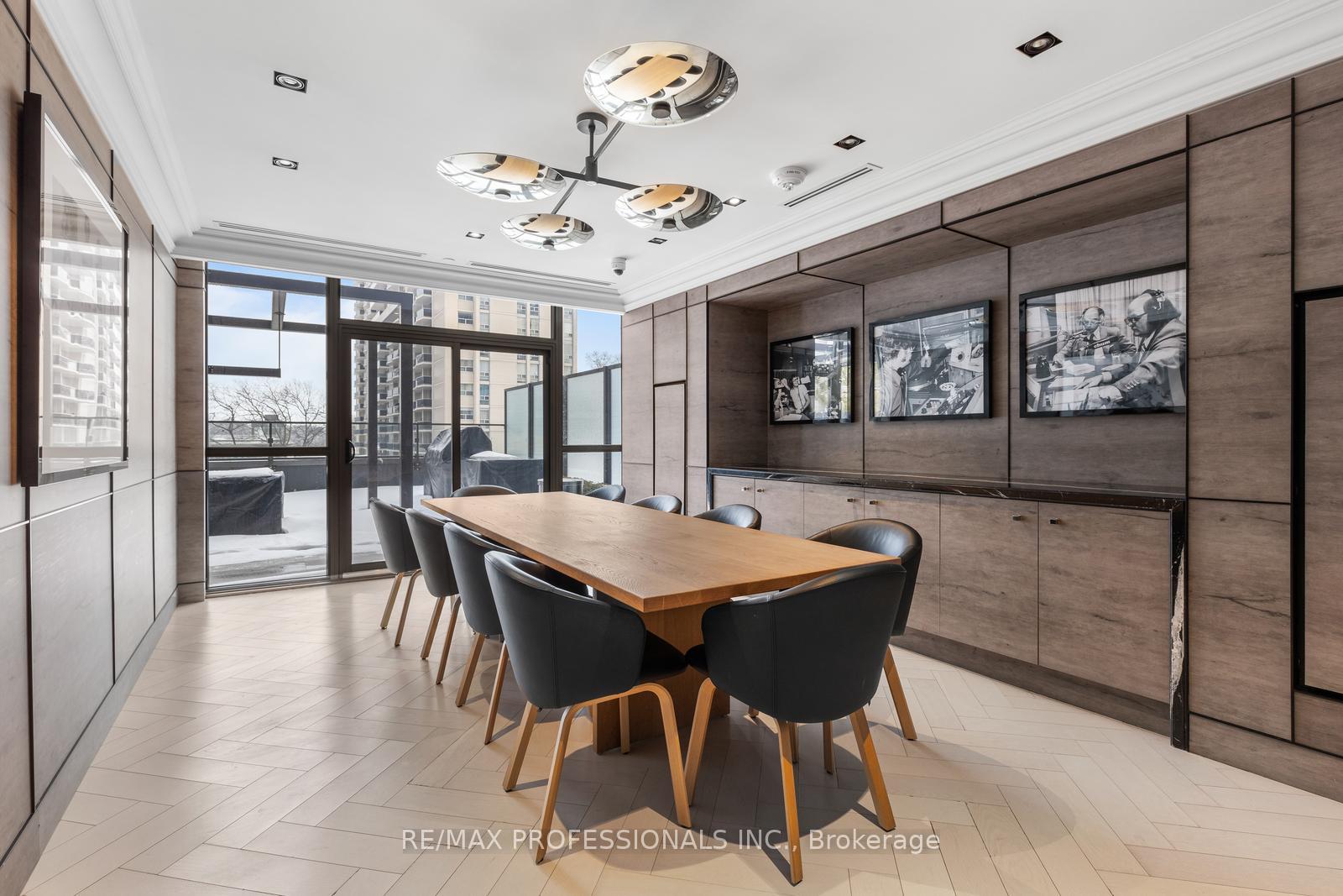 1 Bedroom Condo at 6 Jackes, Toronto For sale