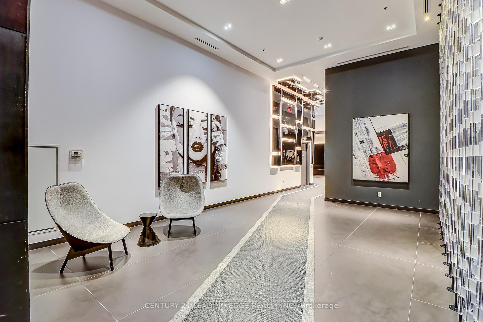 3 Bedrooms Condo at 318 Richmond,  Toronto For sale
