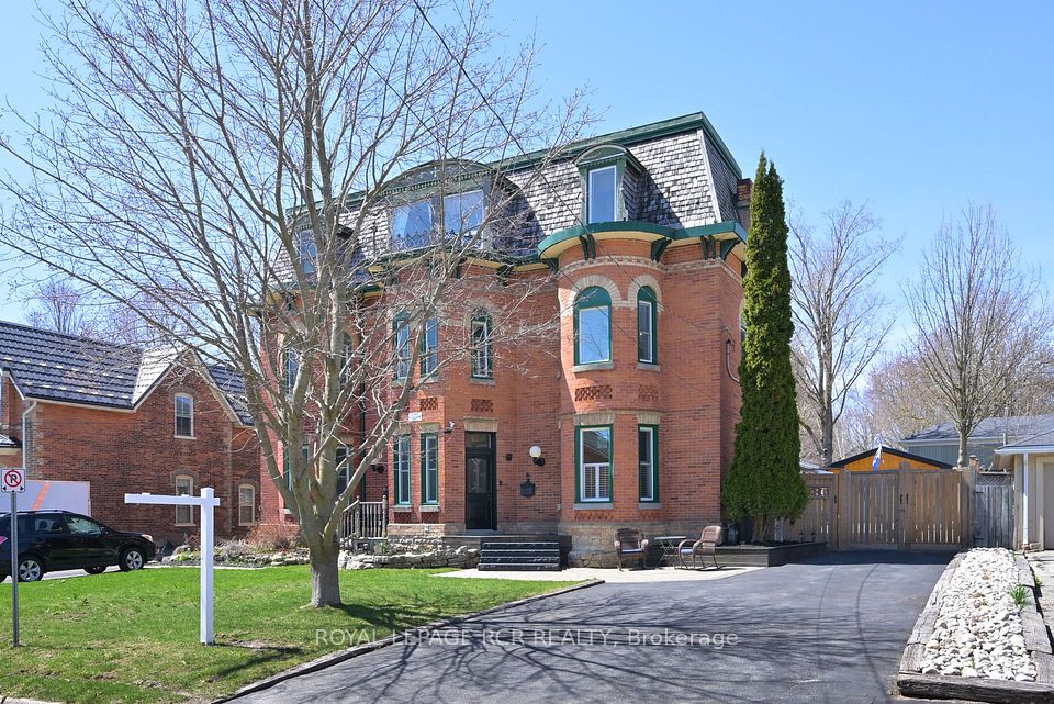 16 Wellington