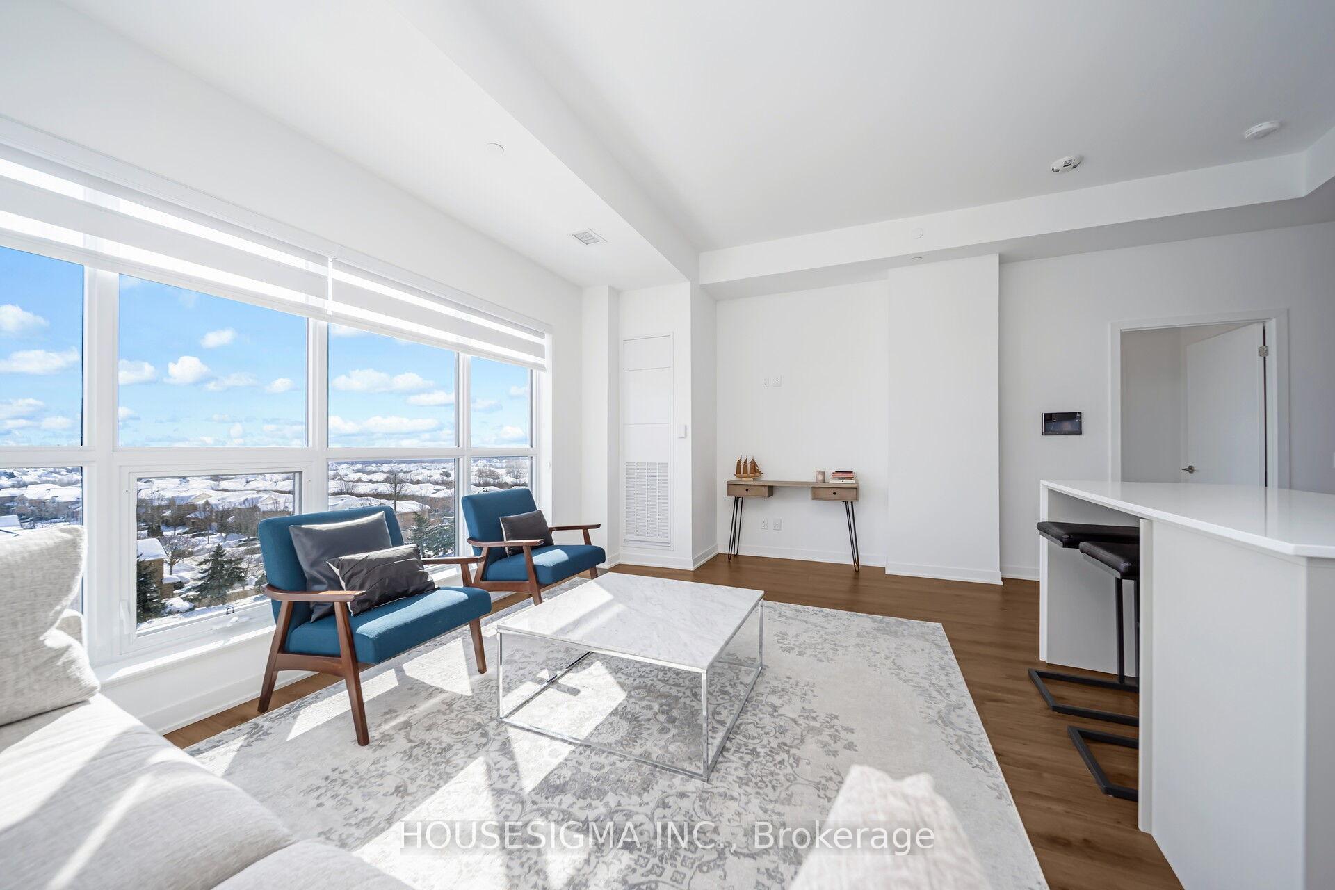 3 Bedrooms Condo at 405 Dundas, Oakville For sale