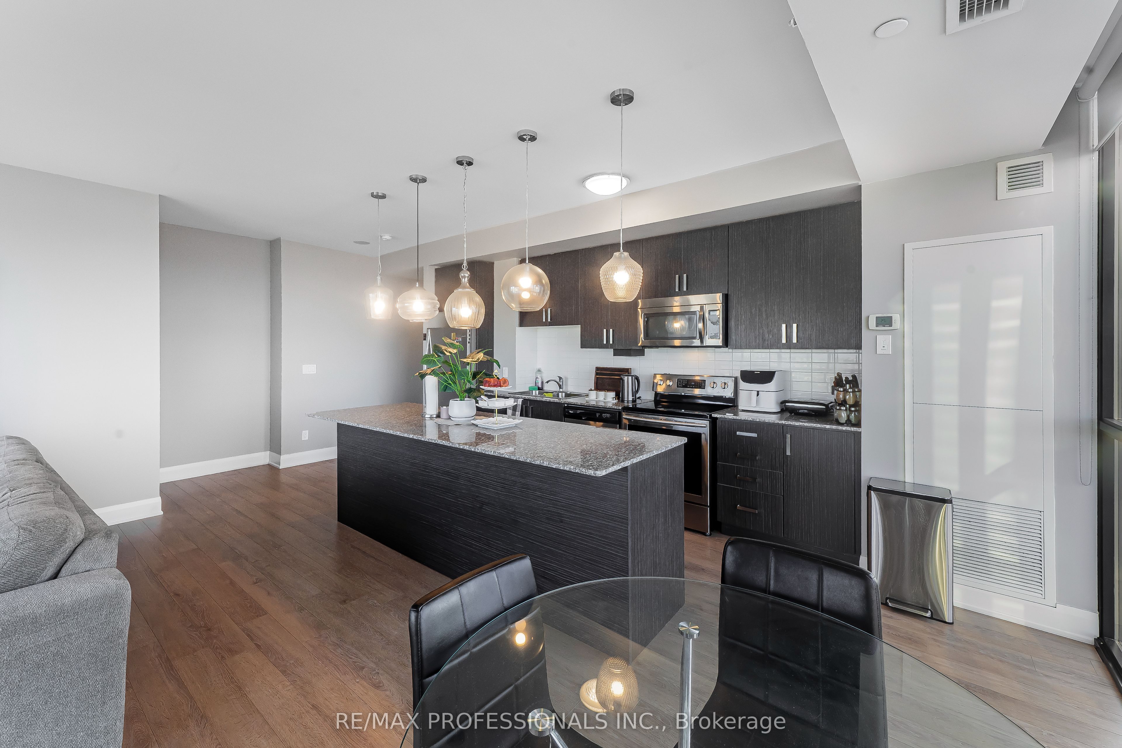2900 Highway 7 Road, ##3407