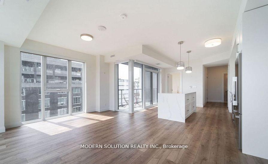 2 Bedrooms Condo at 500 Brock, Burlington For sale