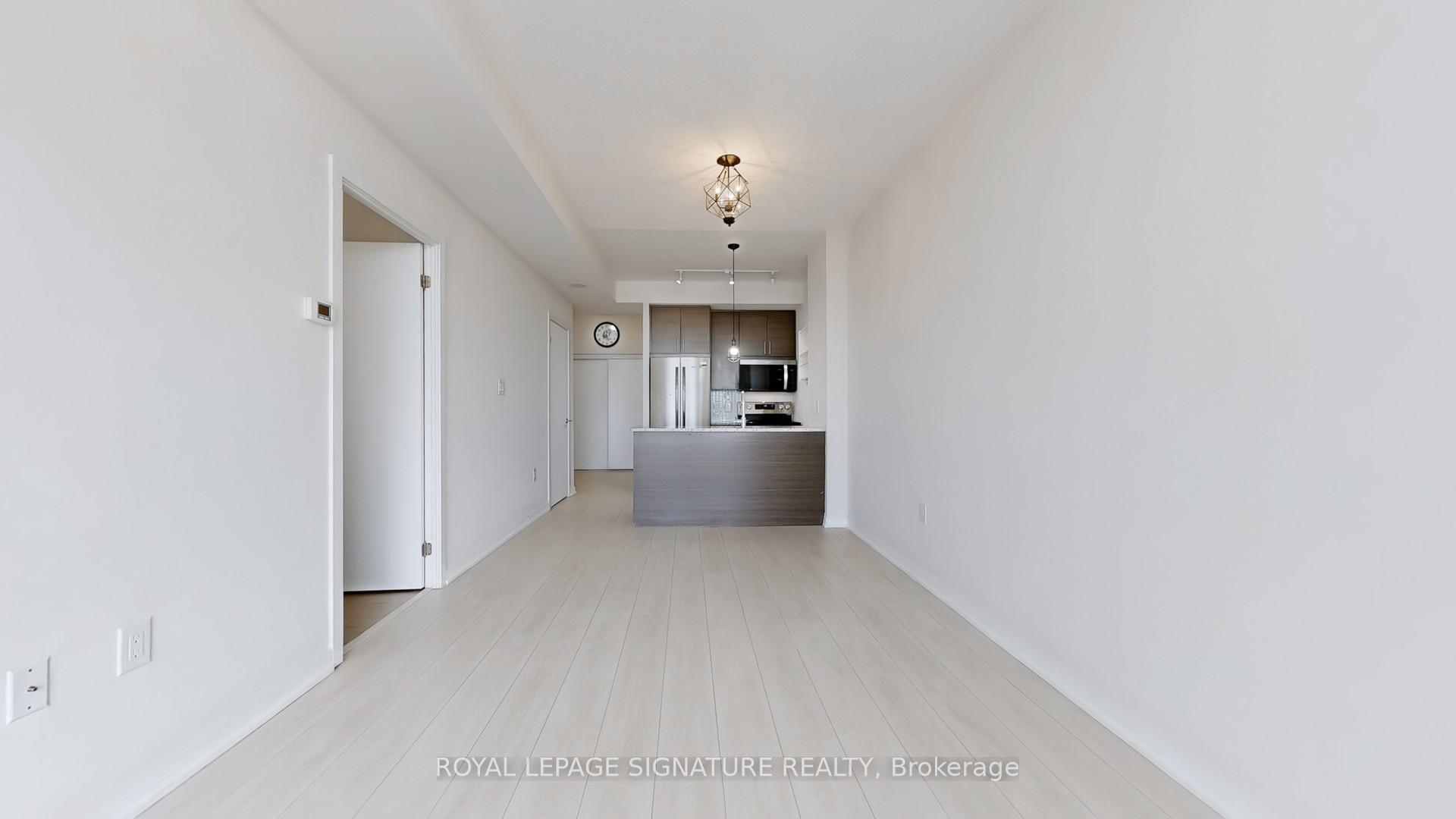 2 Bedrooms Condo at 70 Forest Manor, Toronto For sale