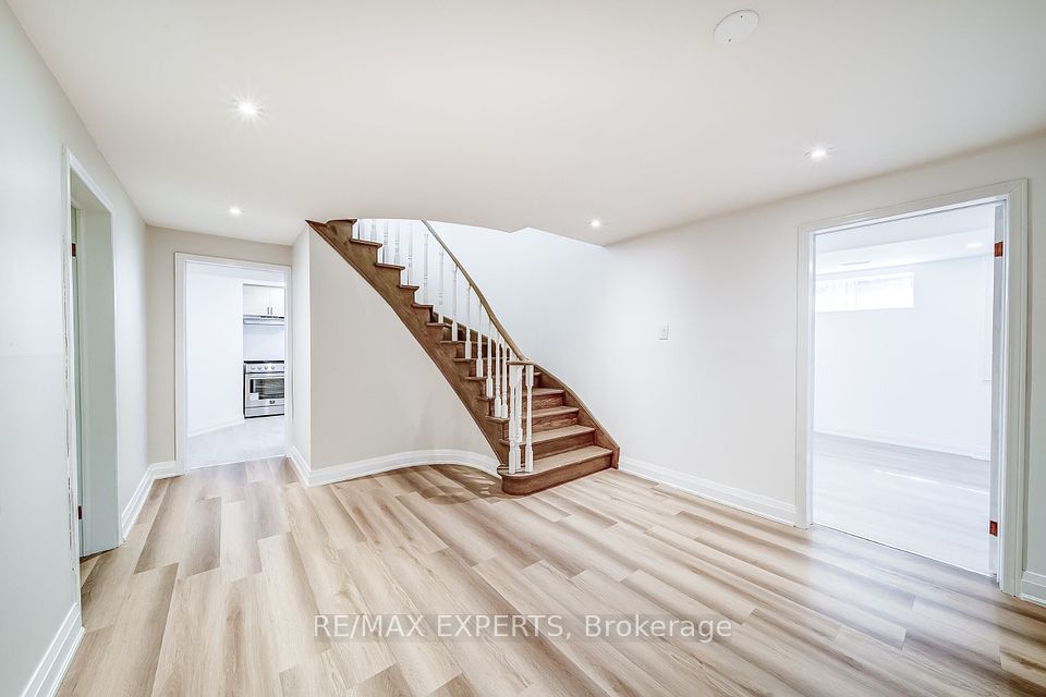 85 Villa Park Drive