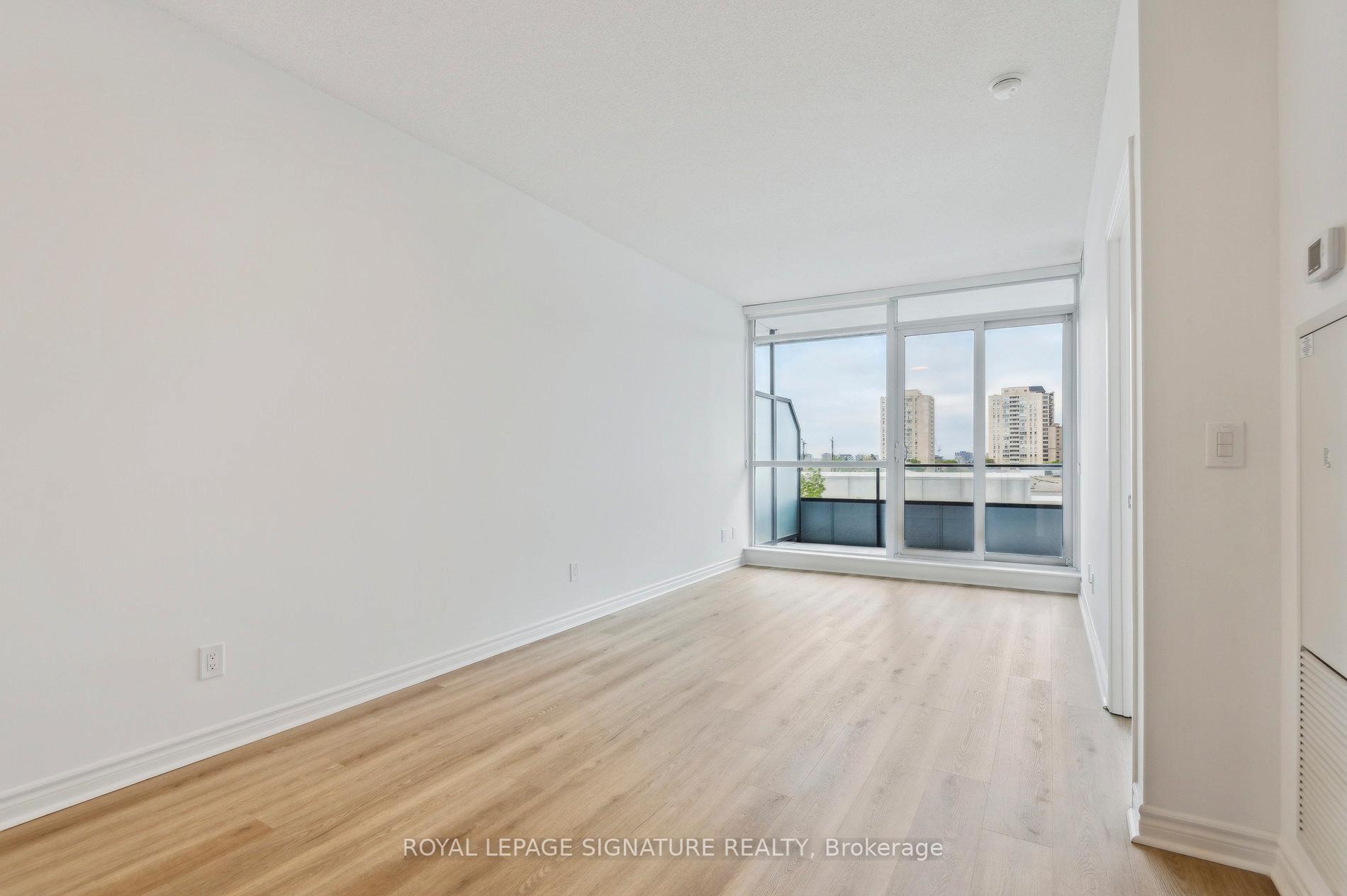 2 Bedrooms Condo at 2885 Bayview, Toronto For sale
