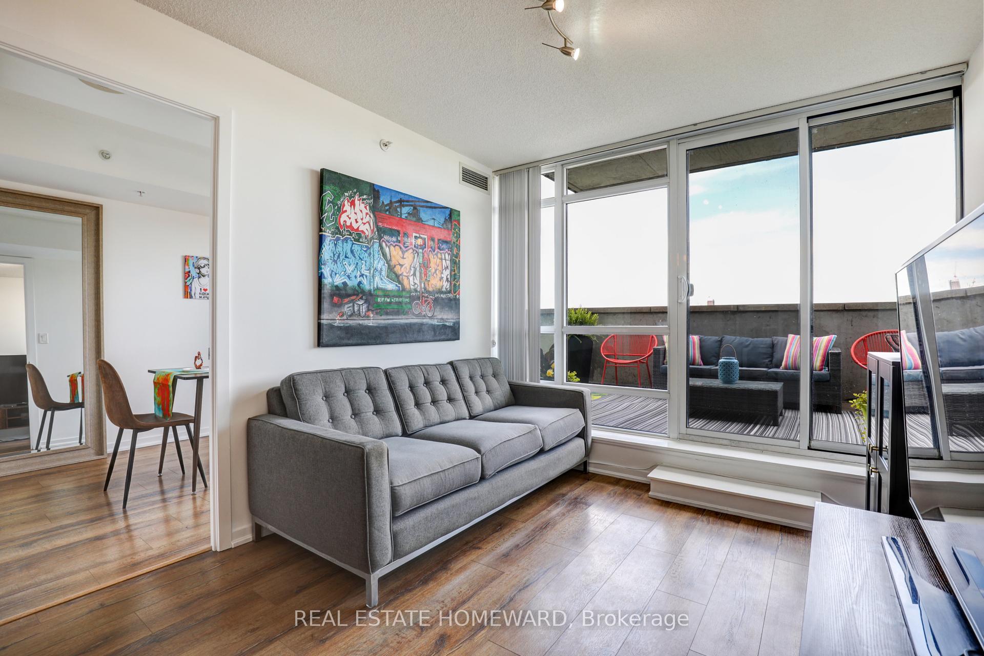 2 Bedrooms Condo at 68 Abell, Toronto For sale