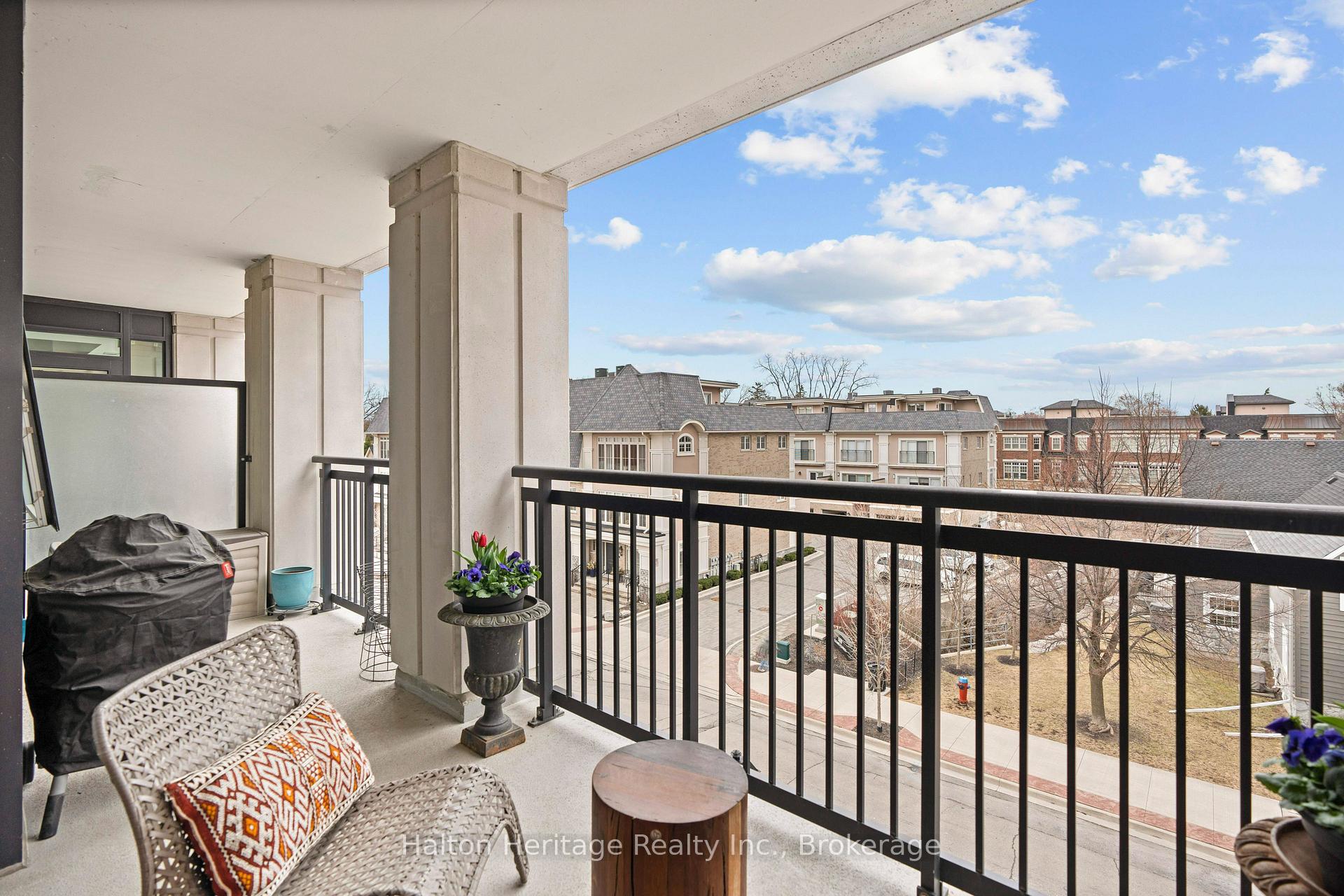 1 Bedroom Condo at 2025 Maria, Burlington For sale