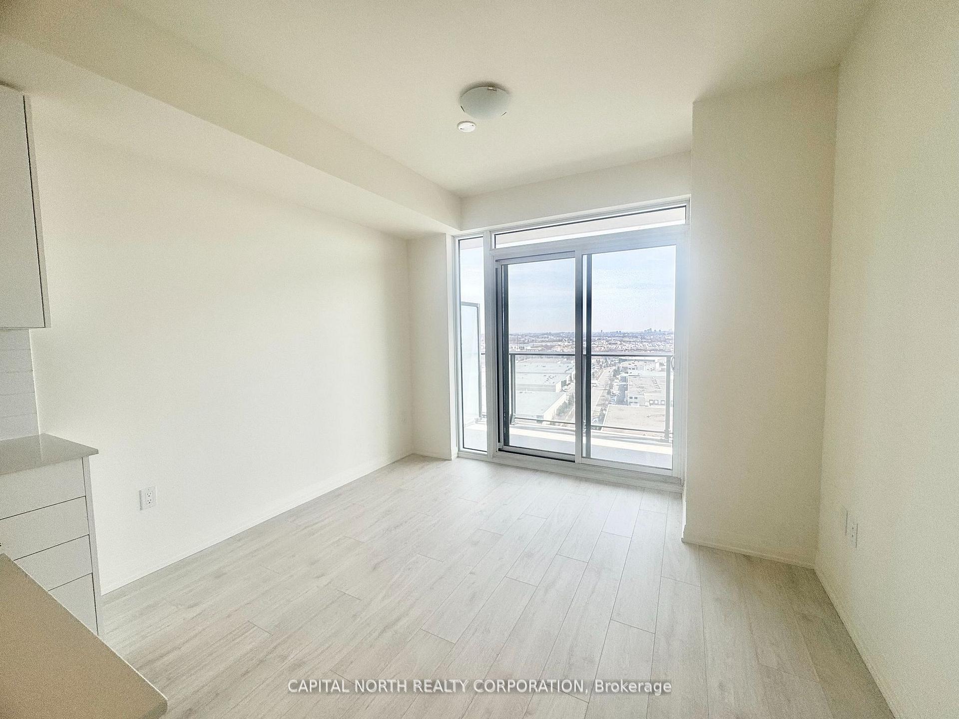 2 Bedrooms Condo at 8960 Jane, Vaughan For sale