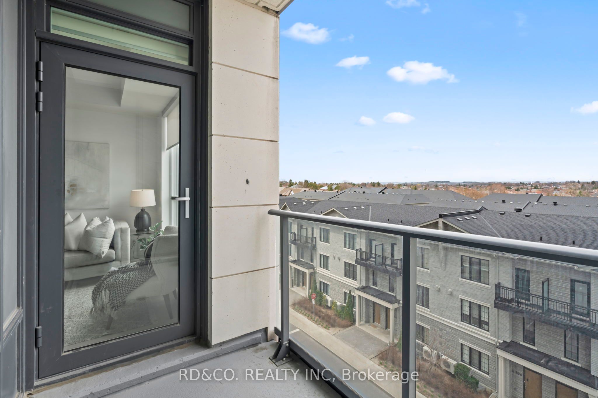 398 Highway 7 Road E, #601
