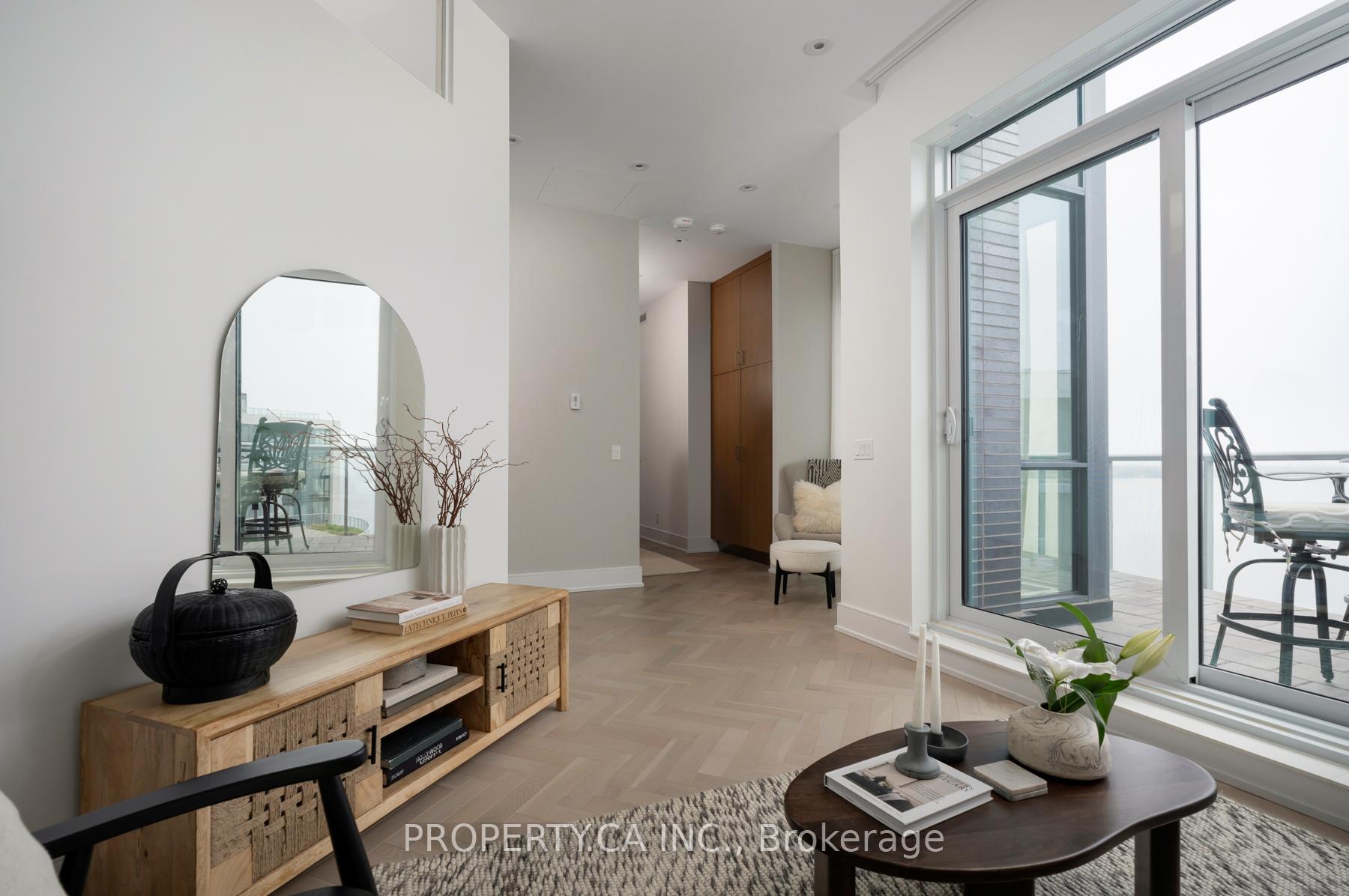 3 Bedrooms Condo at 1 Edgewater, Toronto For sale